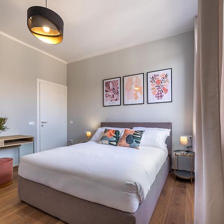 Ponte Alle Mosse Apt - Dolcevita Holiday Florence Exterior photo
